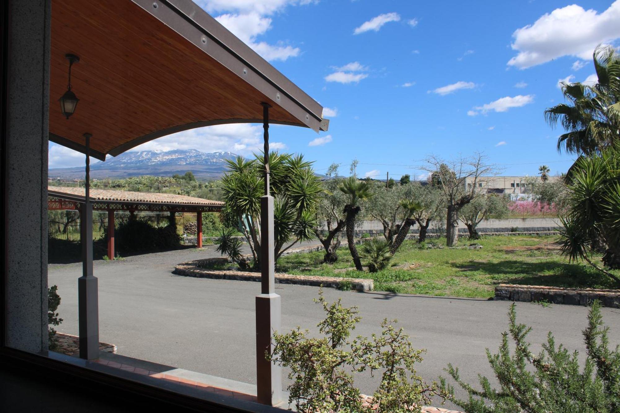 Hotel Ranch Simeto Paterno  Exterior foto
